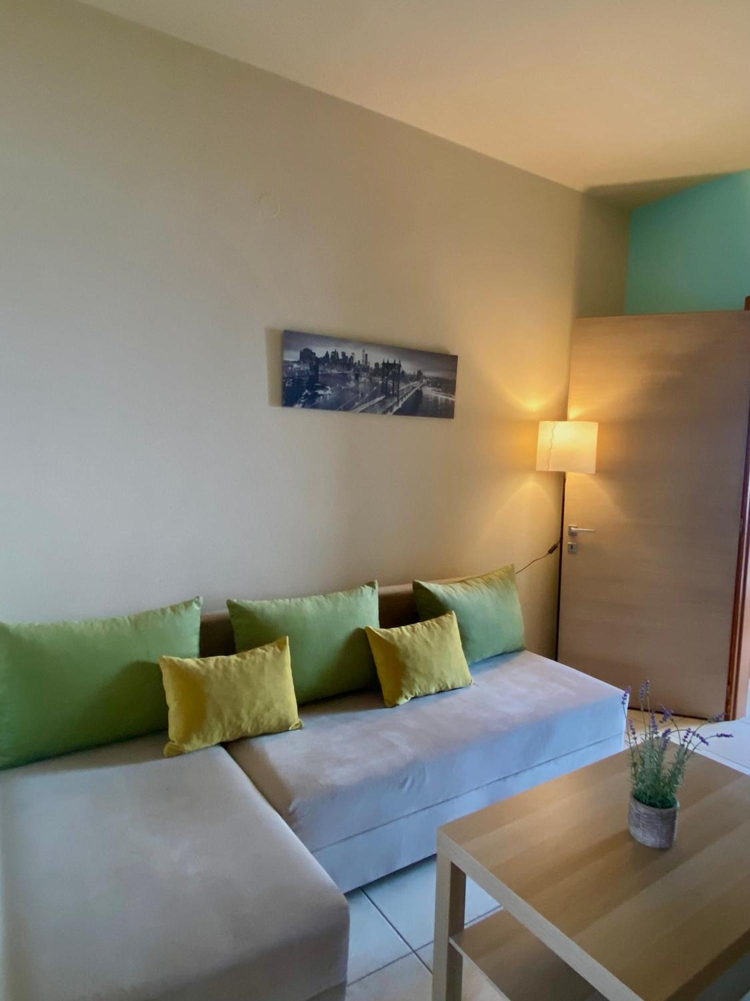 Zisis Apartments No3 Kavala Bagian luar foto