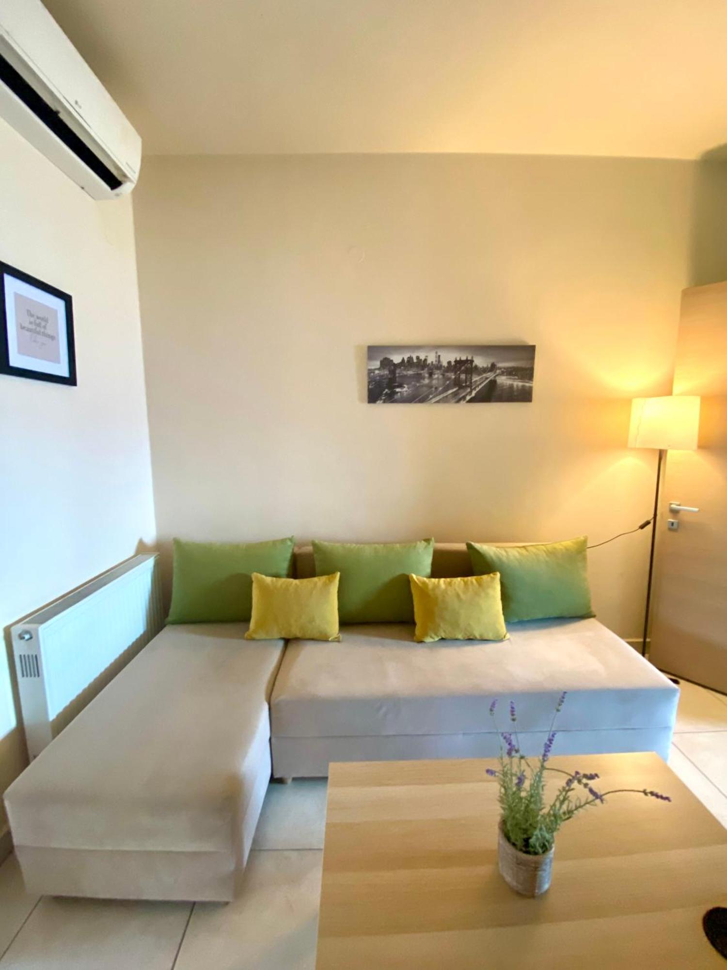 Zisis Apartments No3 Kavala Bagian luar foto